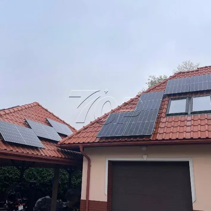 Csempe tető napenergia tartó